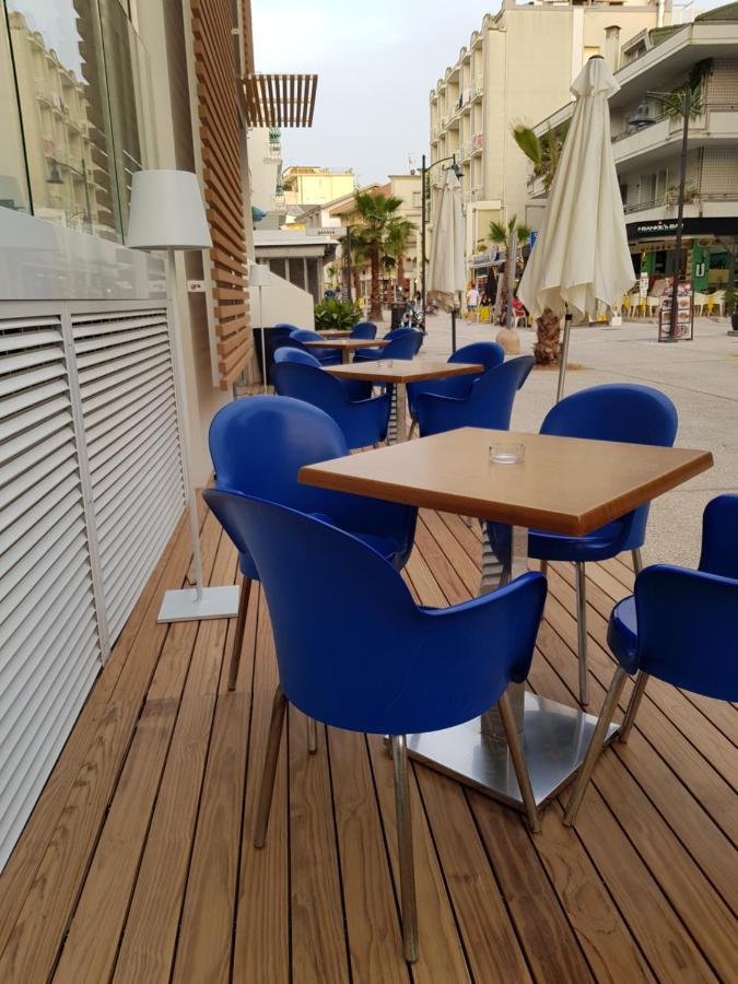 Hotel Romagna 카톨리카 외부 사진