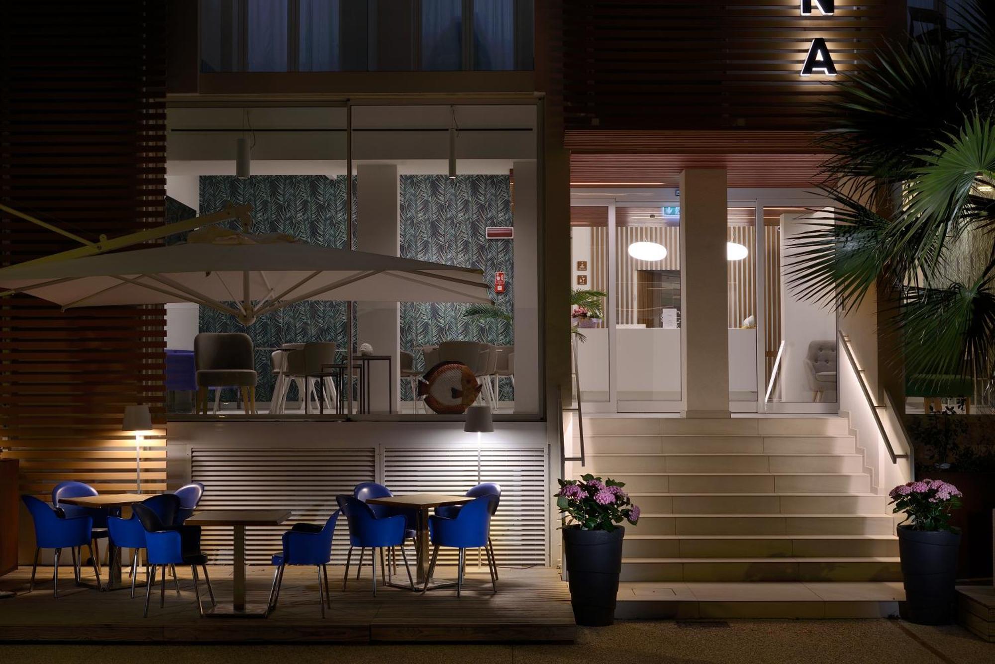 Hotel Romagna 카톨리카 외부 사진