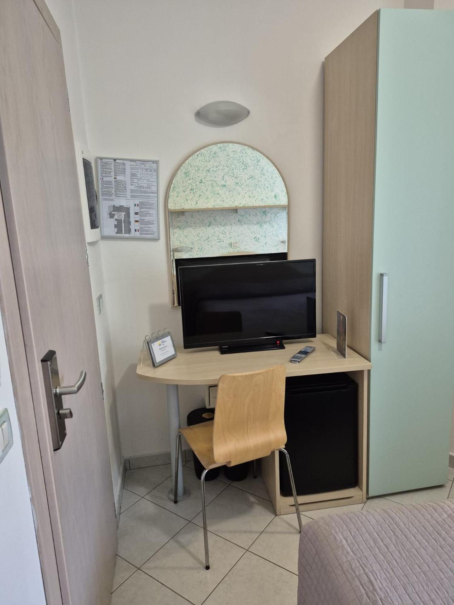 Hotel Romagna 카톨리카 외부 사진
